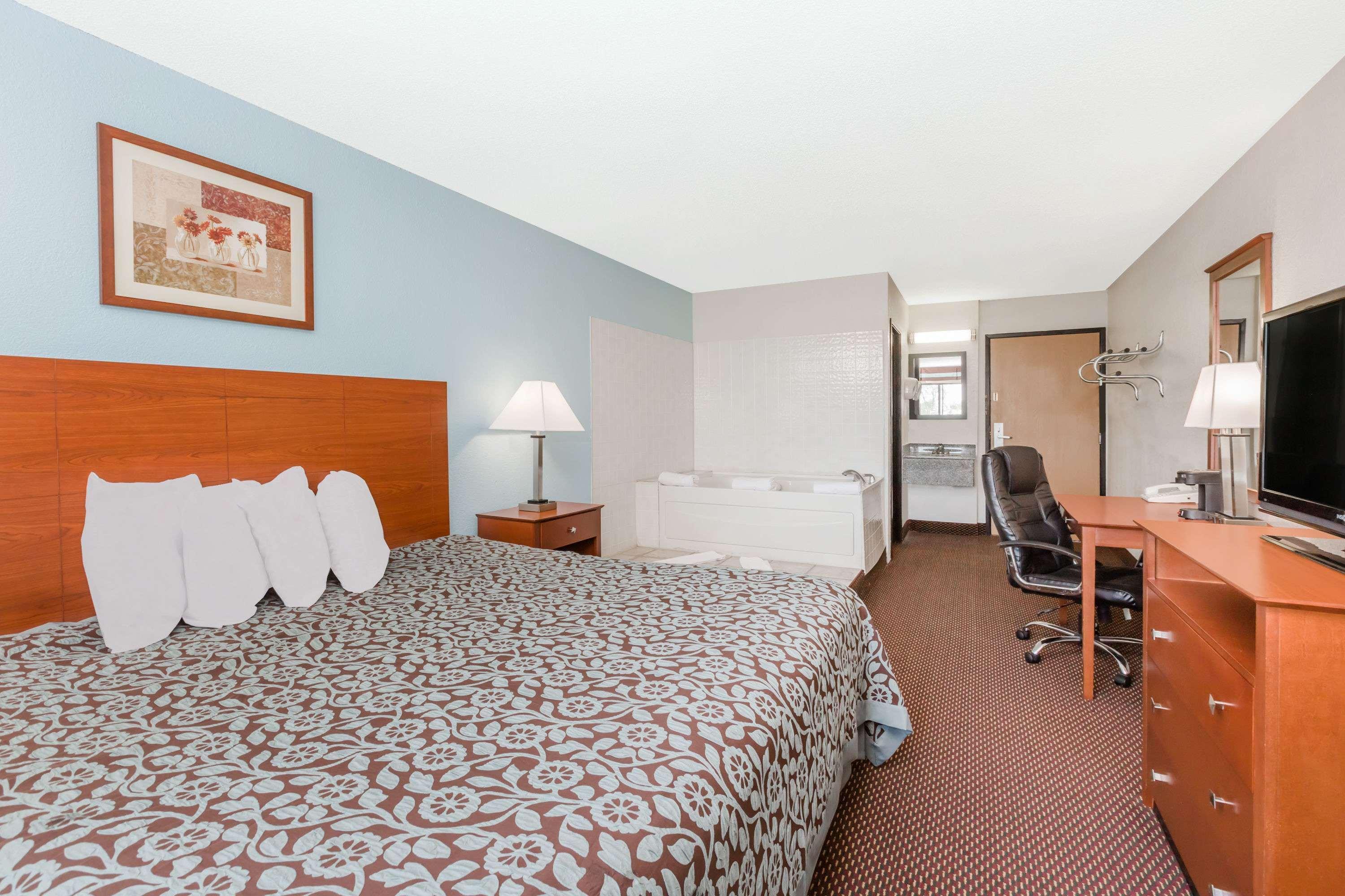 Days Inn By Wyndham Ankeny - Des Moines Esterno foto